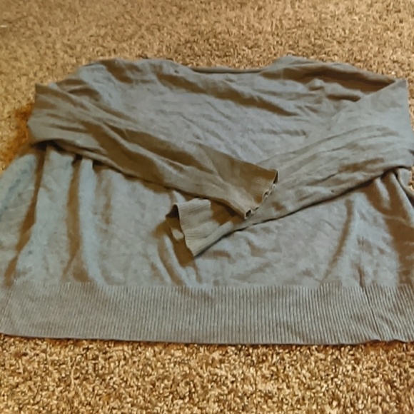 Gray Cardigan - Picture 3 of 3